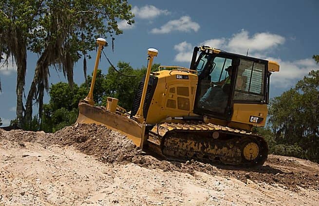 Бульдозер Cat D3K2